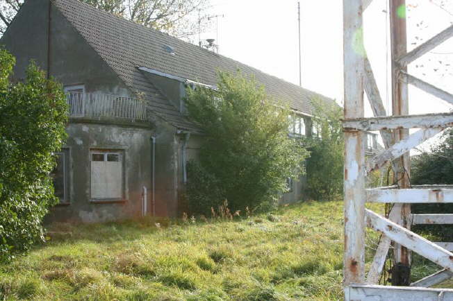 Geb�ude tarnt sich